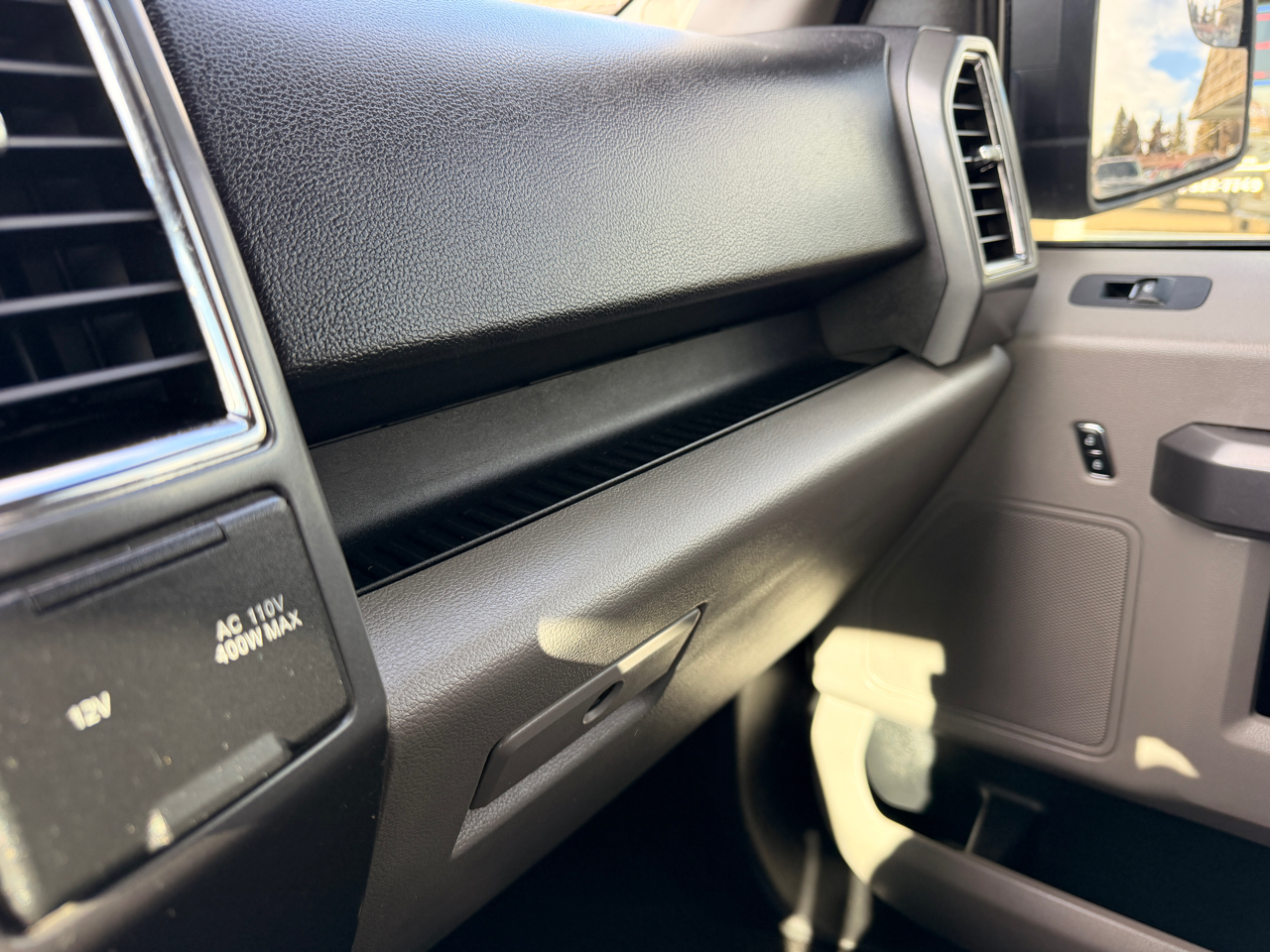 Ford F-150 4WD SuperCab 145" XLT 2015