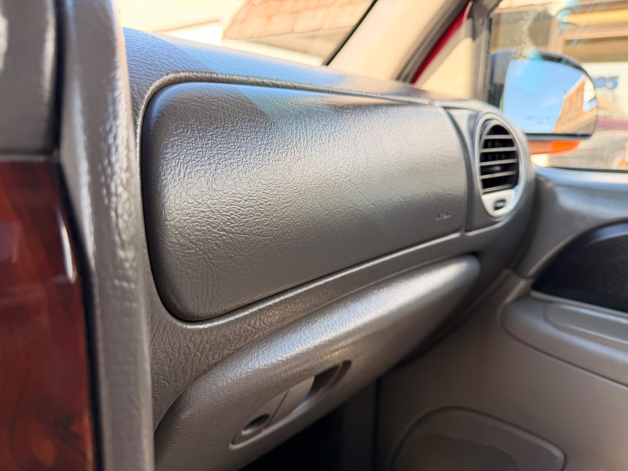 GMC Envoy 4dr 4WD SLT 2002