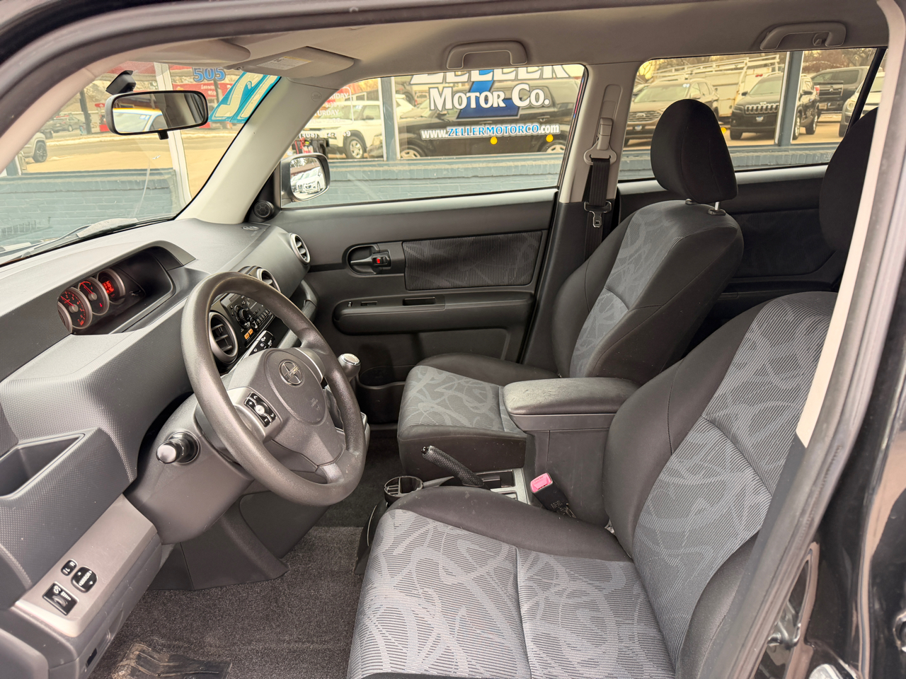 Scion xB 5dr Wgn Man (Natl) 2012