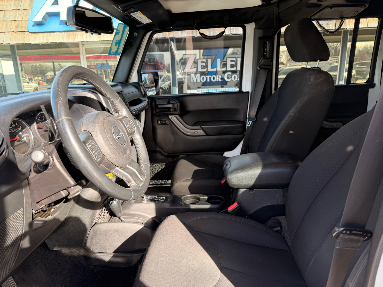 Jeep Wrangler Unlimited 4WD 4dr Willys Wheeler *Ltd Avail* 2015