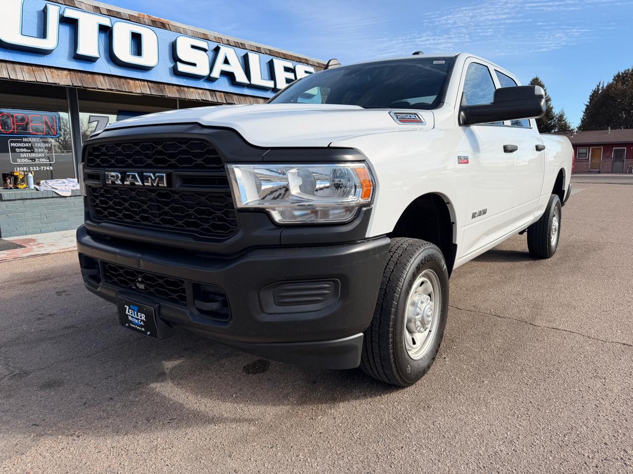 2021 RAM 2500 Tradesman 4x4 Crew Cab 6'4" Box