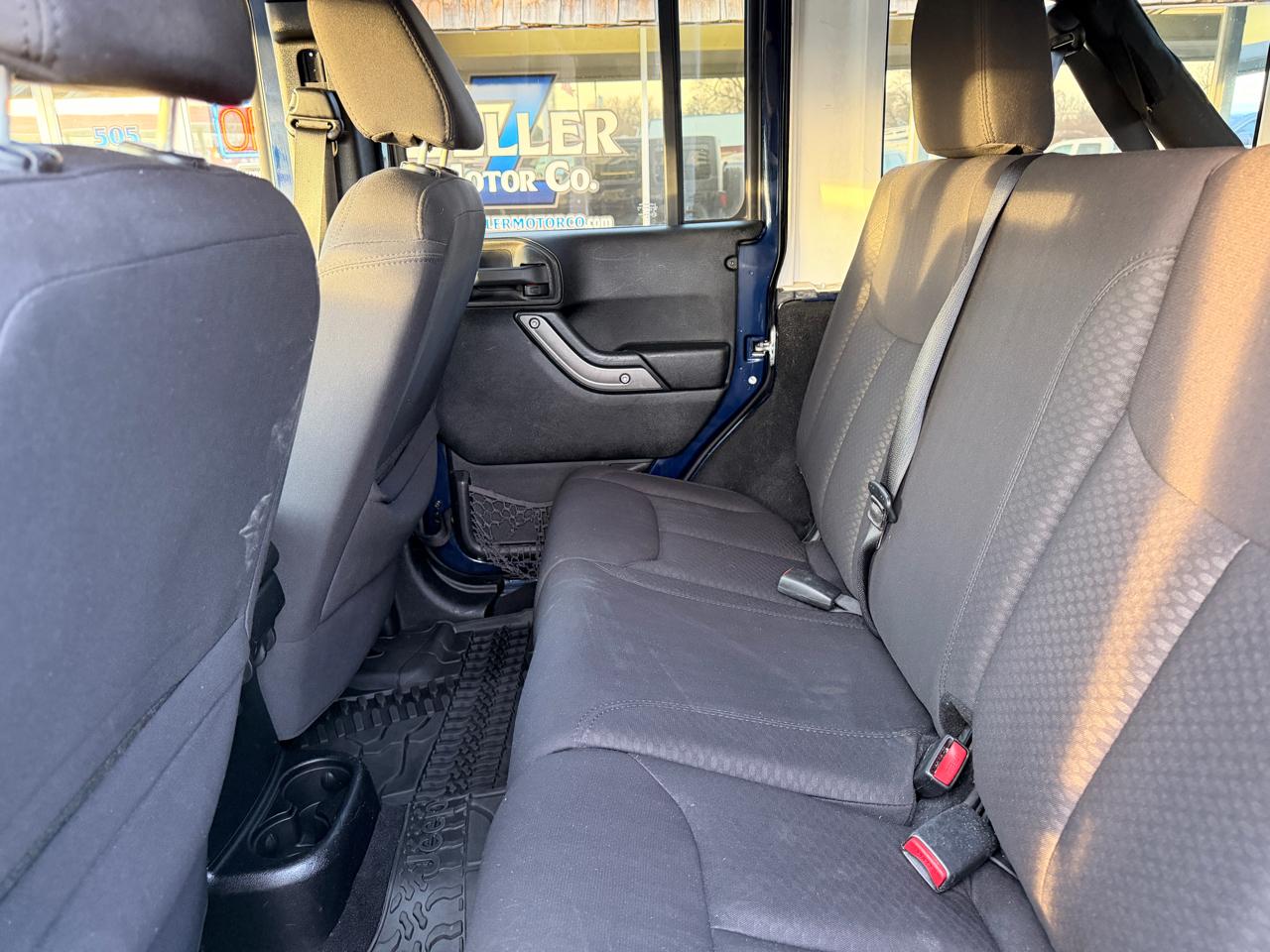 Jeep Wrangler Unlimited 4WD 4dr Sport 2013