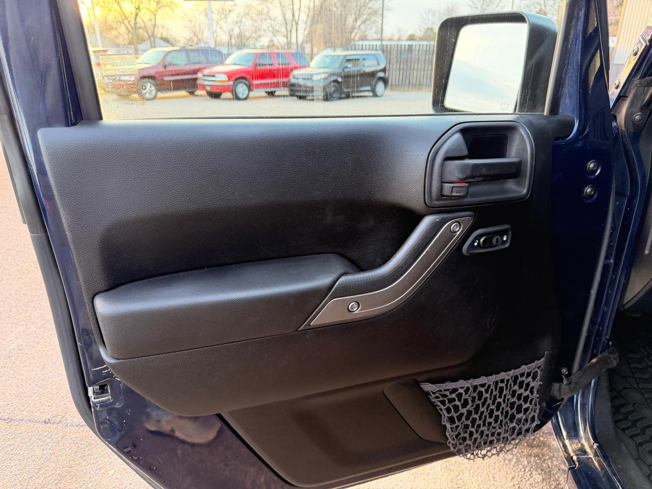 Jeep Wrangler Unlimited 4WD 4dr Sport 2013