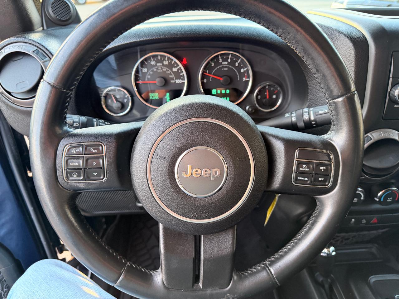 Jeep Wrangler Unlimited 4WD 4dr Sport 2013