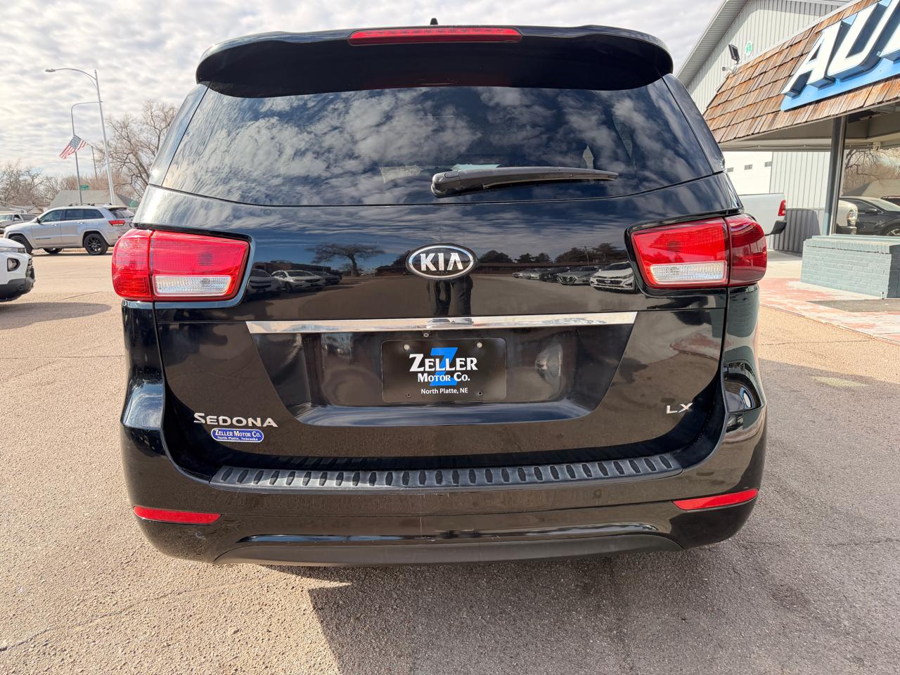 Kia Sedona 4dr Wgn LX 2015