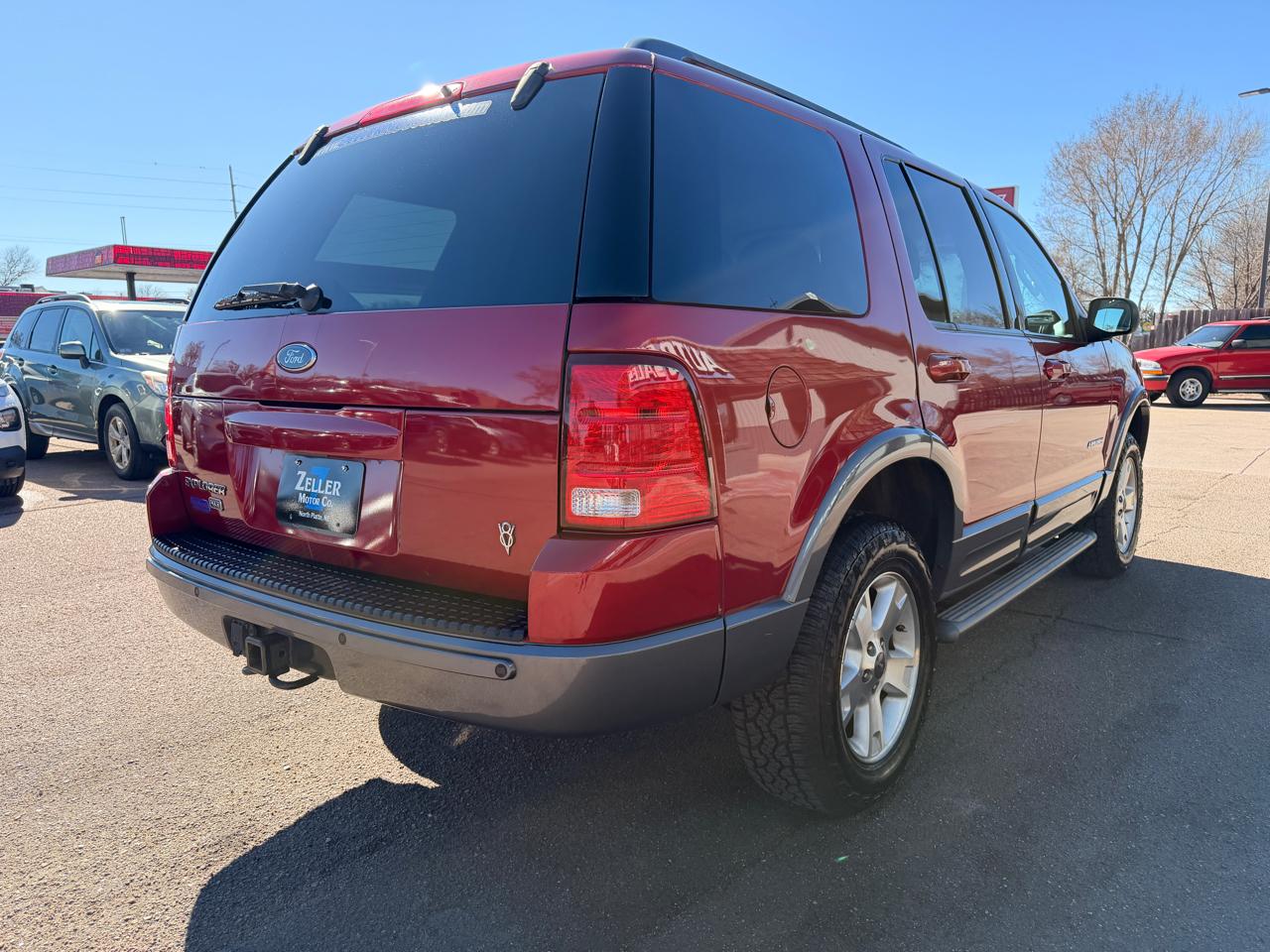 Ford Explorer 4dr 114" WB 4.6L XLT Sport 4WD 2004