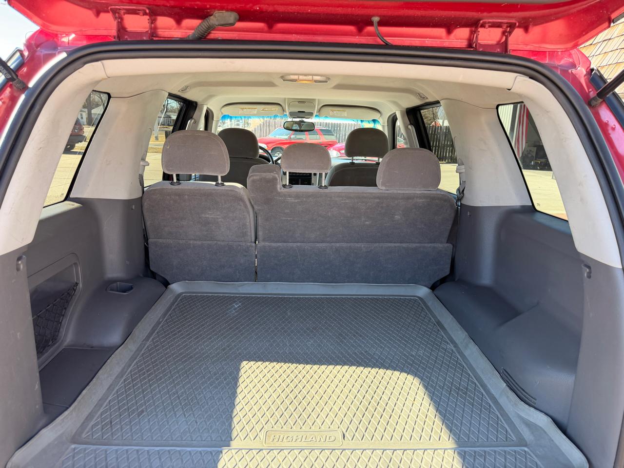 Ford Explorer 4dr 114" WB 4.6L XLT Sport 4WD 2004