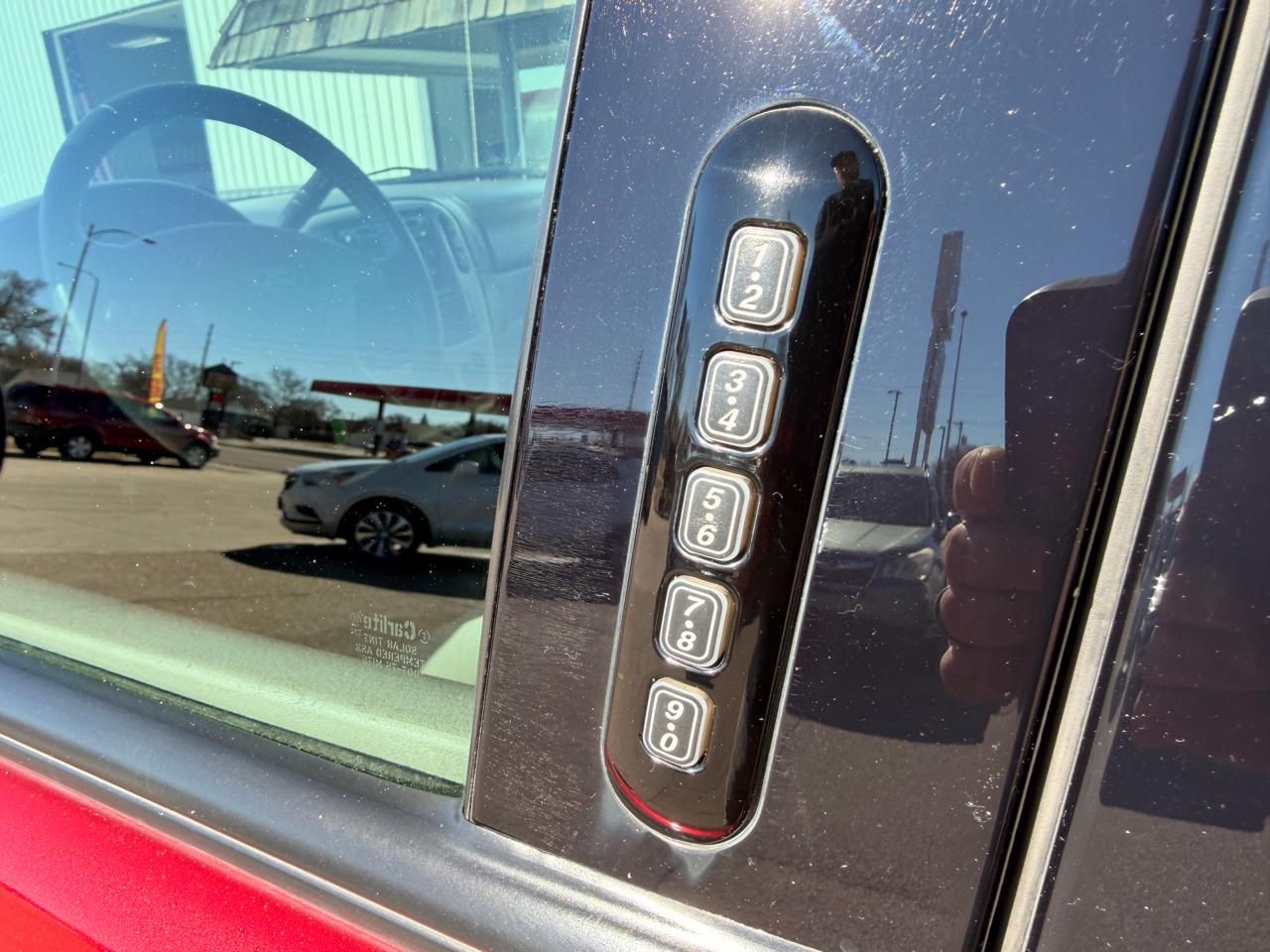 Ford Explorer 4dr 114" WB 4.6L XLT Sport 4WD 2004