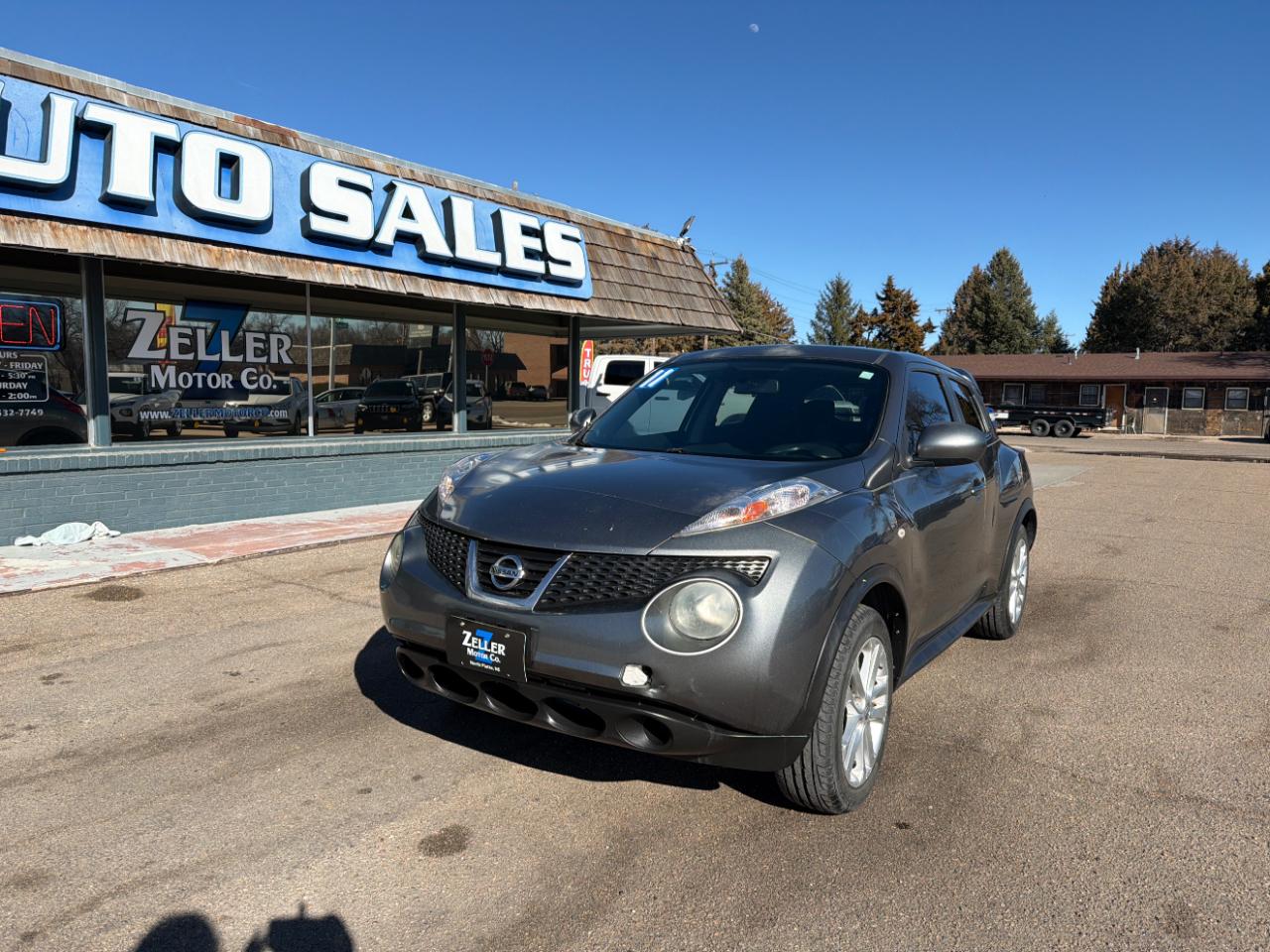 Nissan Juke 5dr Wgn I4 CVT SV AWD 2011