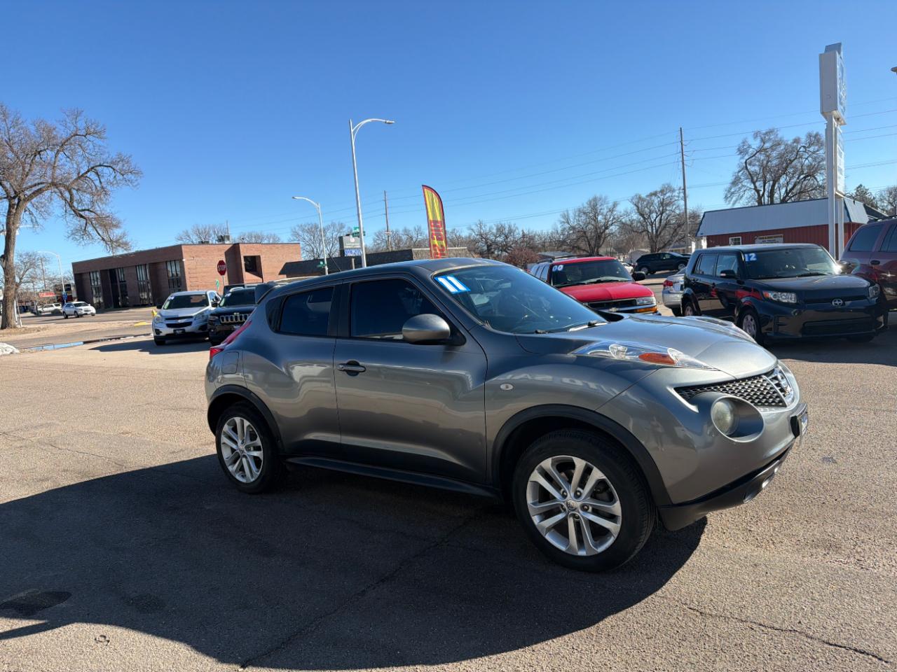 Nissan Juke 5dr Wgn I4 CVT SV AWD 2011