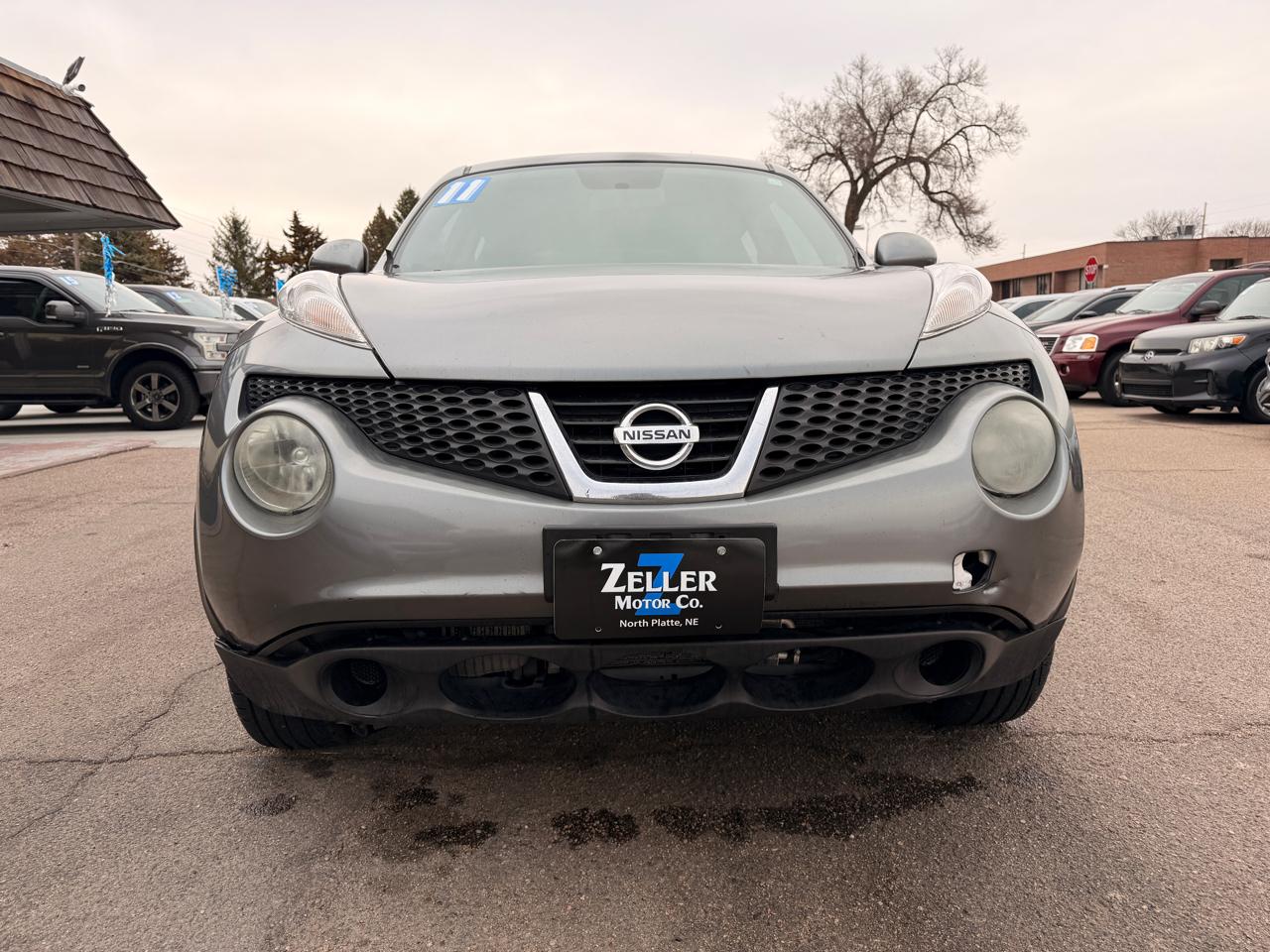 Nissan Juke 5dr Wgn I4 CVT SV AWD 2011