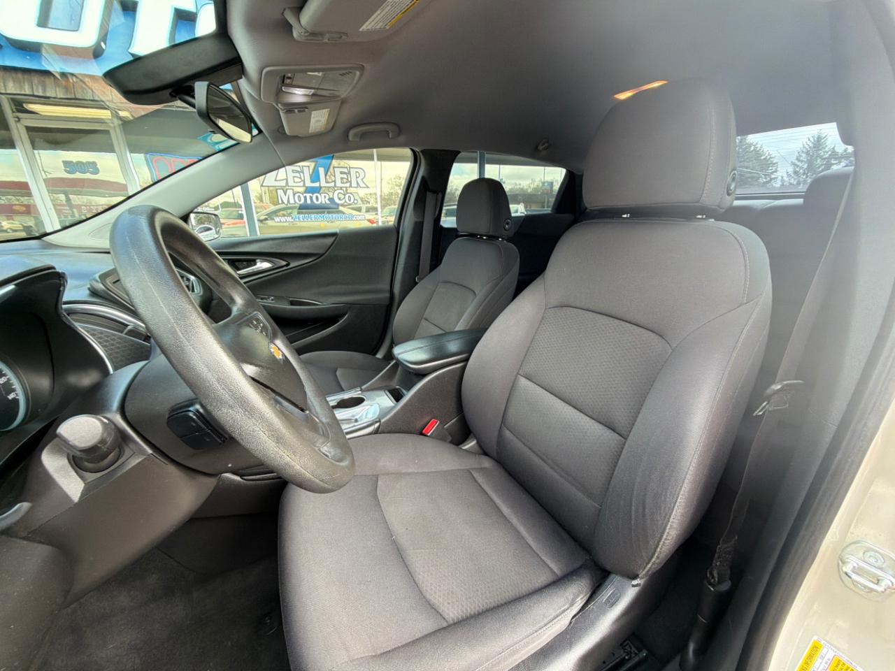 Chevrolet Malibu 4dr Sdn LT w/1LT 2016