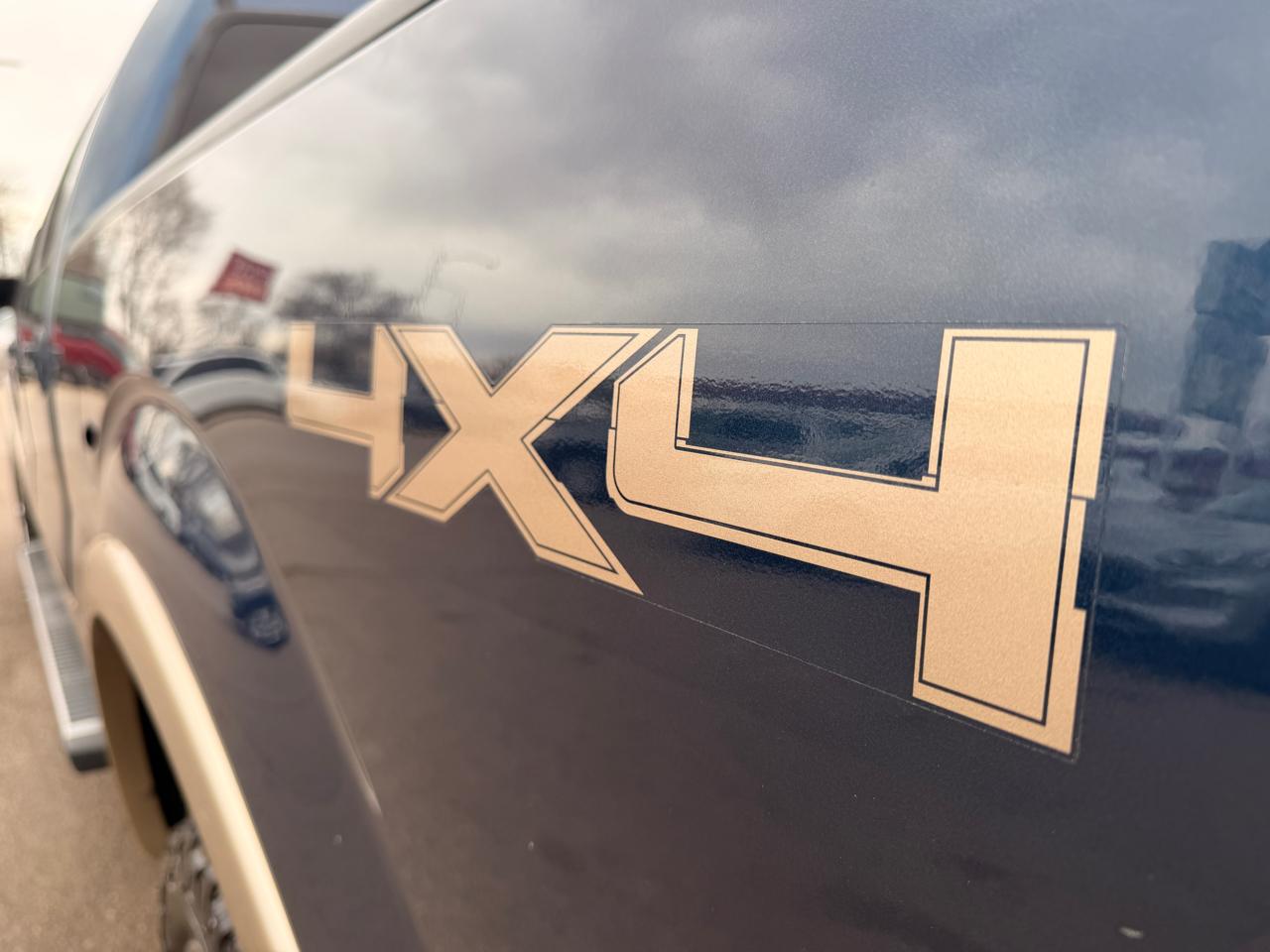 Ford F-150 4WD SuperCrew 145" Lariat 2013