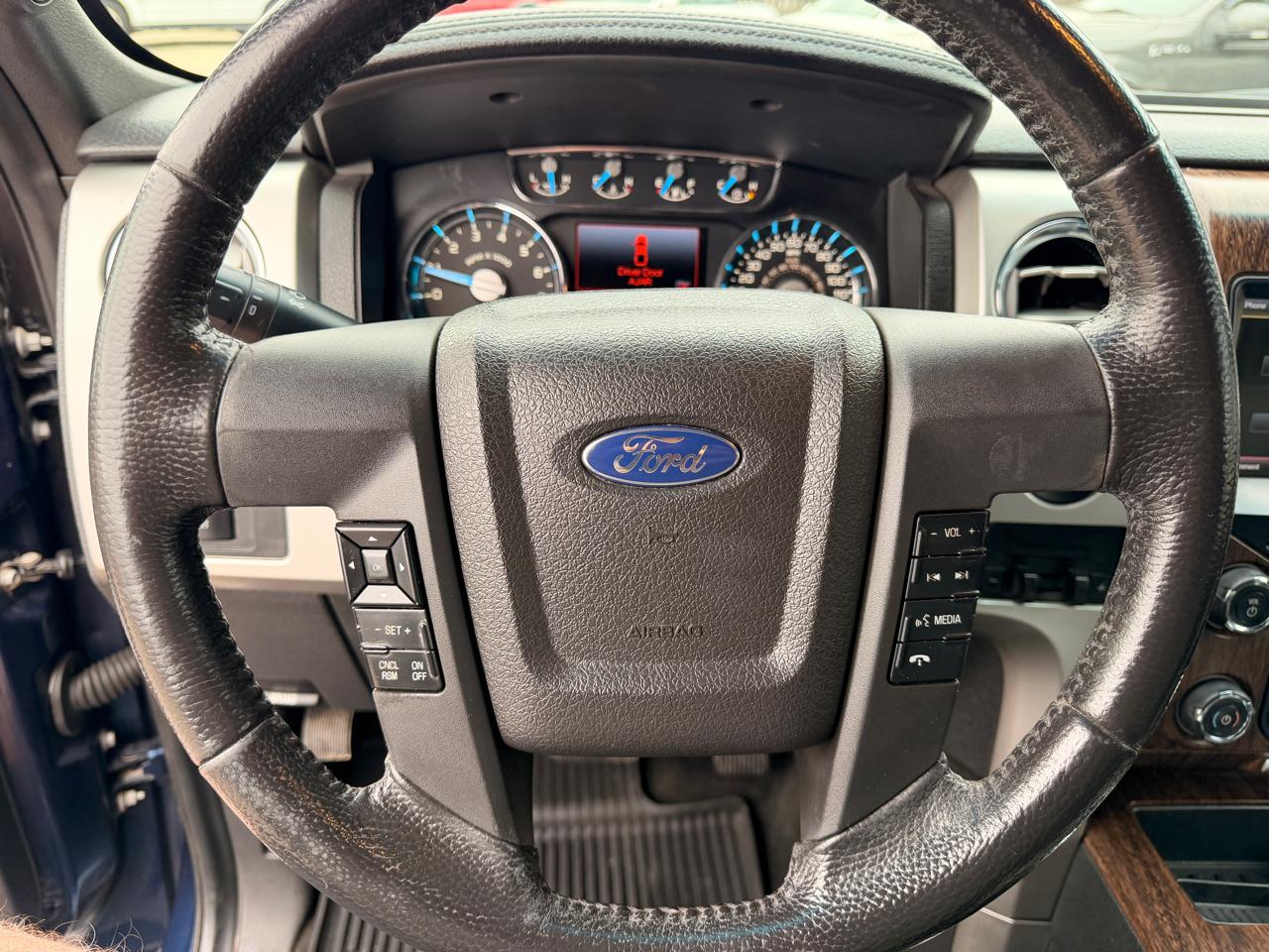 Ford F-150 4WD SuperCrew 145" Lariat 2013