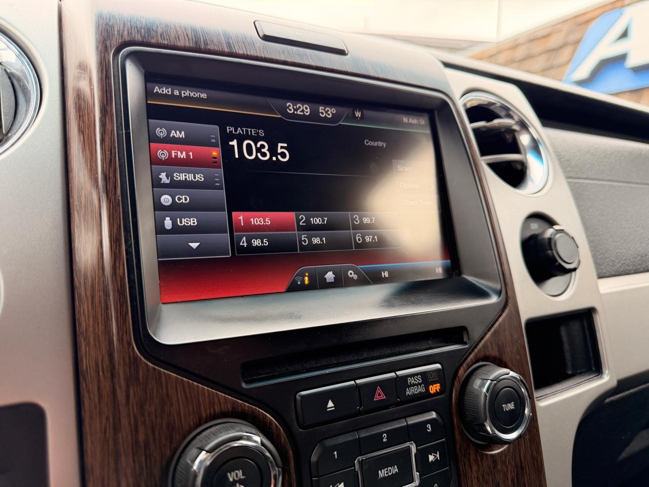 Ford F-150 4WD SuperCrew 145" Lariat 2013