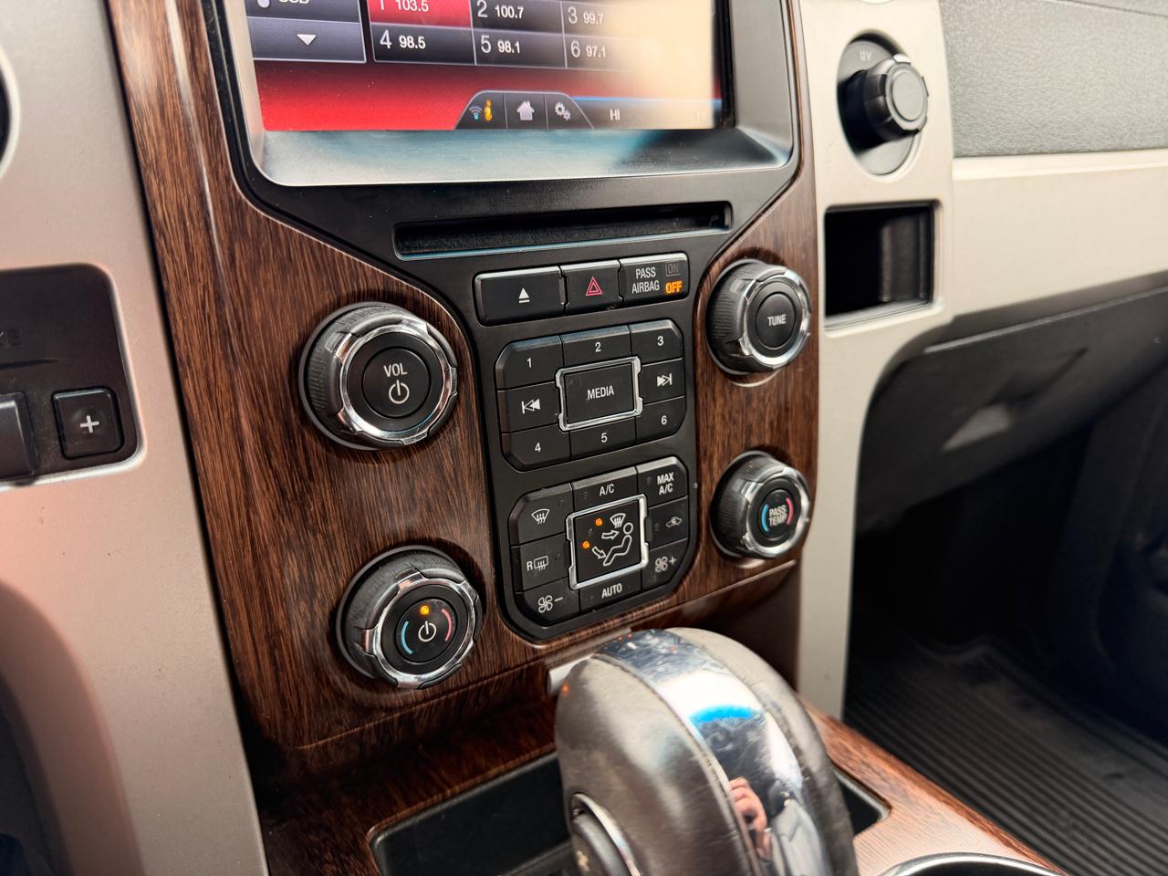 Ford F-150 4WD SuperCrew 145" Lariat 2013