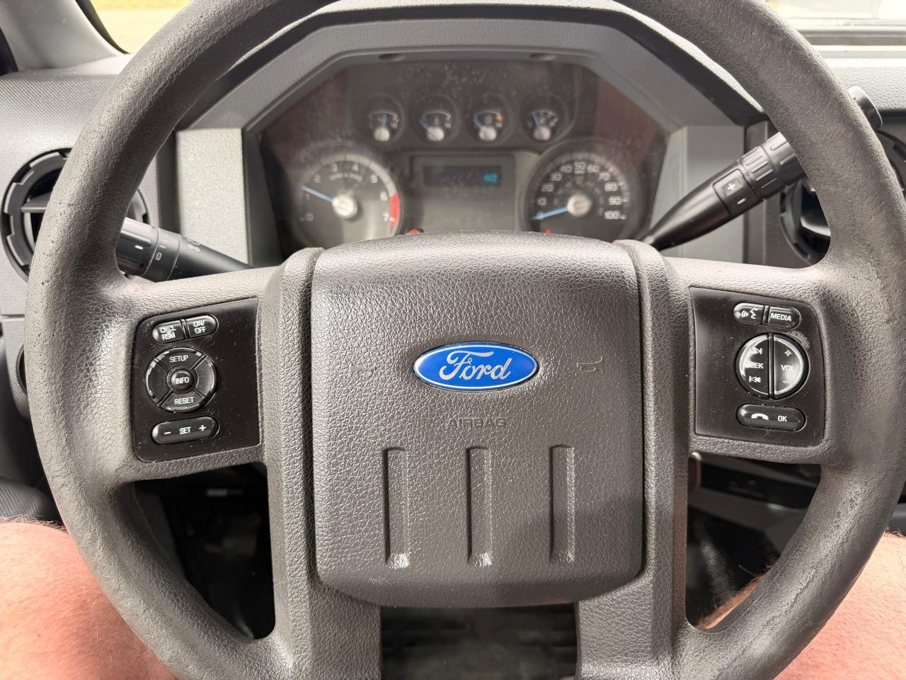 Ford Super Duty F-250 SRW 4WD SuperCab 142" XLT 2015