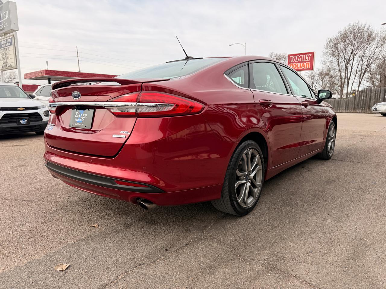 Ford Fusion SE FWD 2017