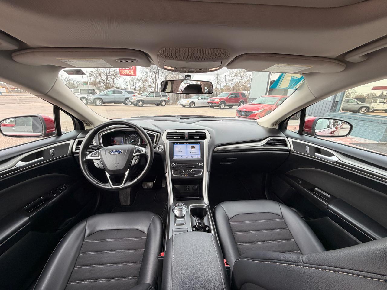 Ford Fusion SE FWD 2017