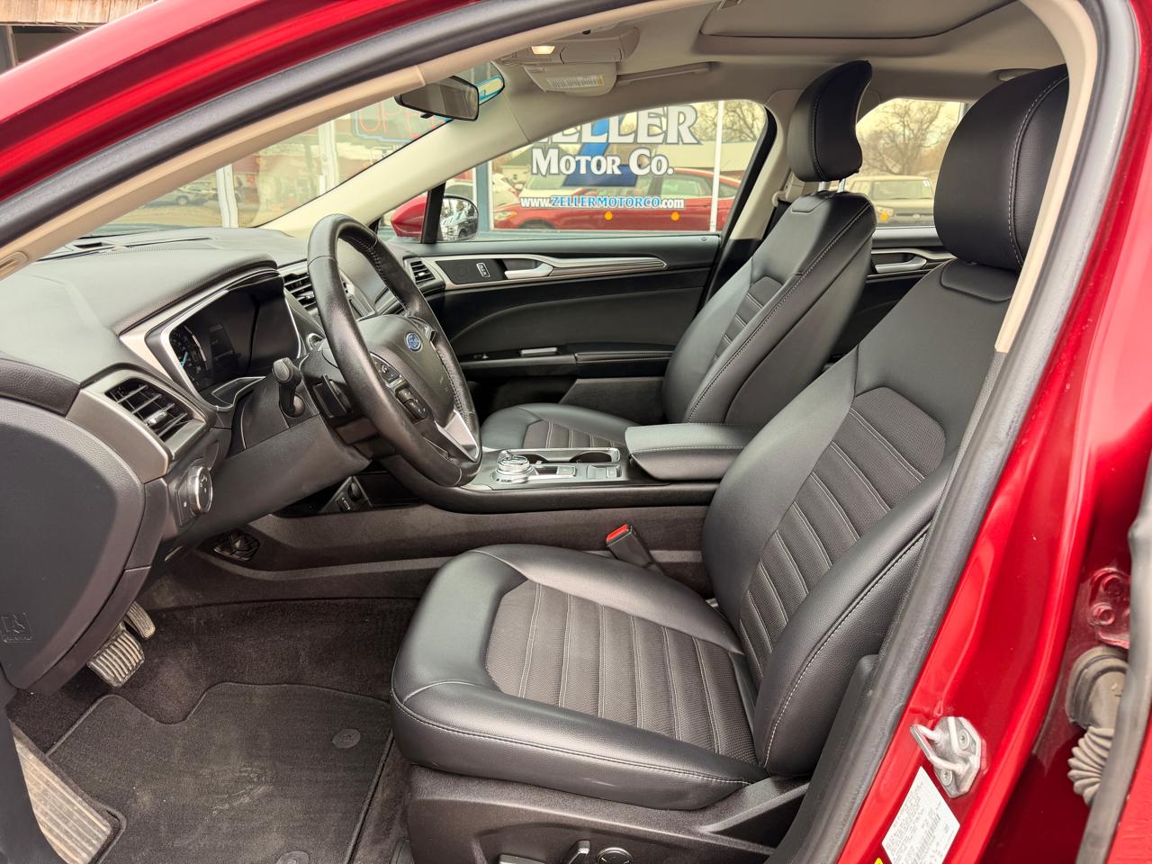 Ford Fusion SE FWD 2017