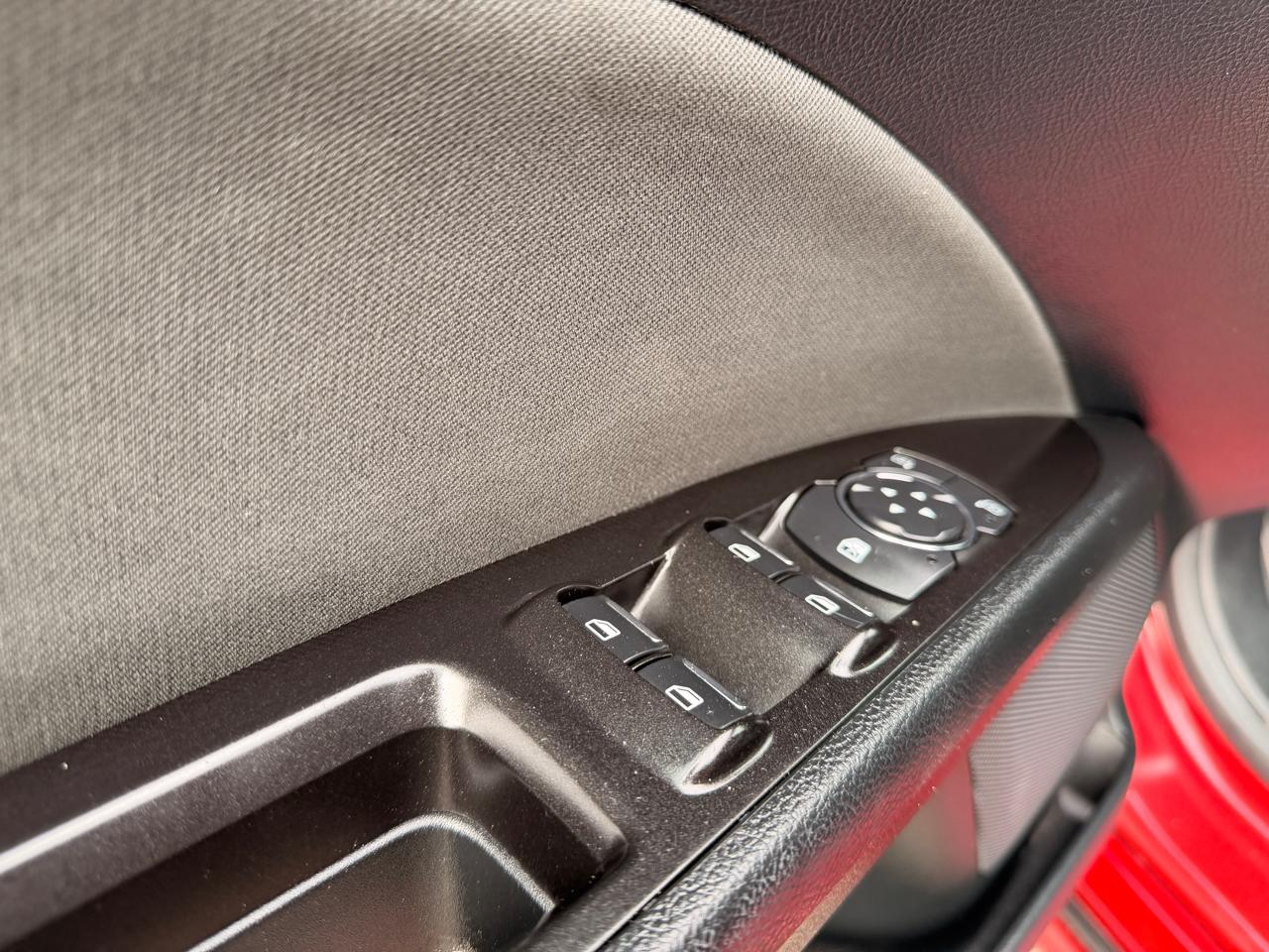 Ford Fusion SE FWD 2017