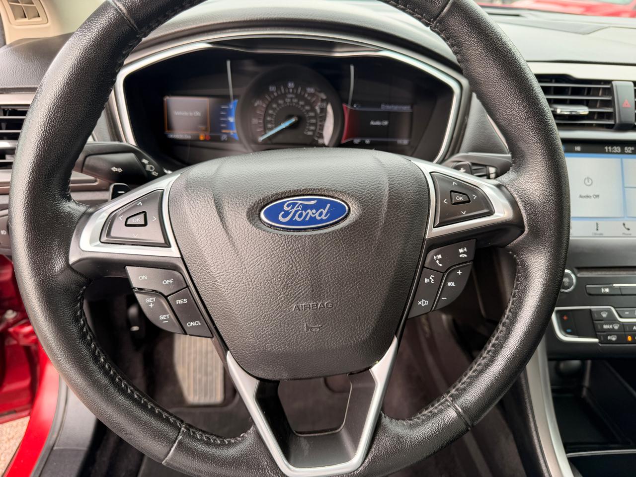 Ford Fusion SE FWD 2017