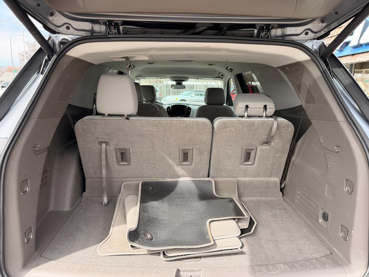 Chevrolet Traverse FWD 4dr LT Cloth w/1LT 2021