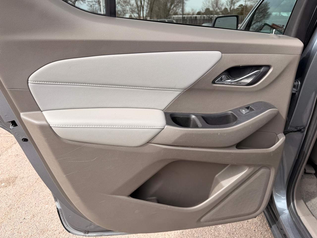 Chevrolet Traverse FWD 4dr LT Cloth w/1LT 2021