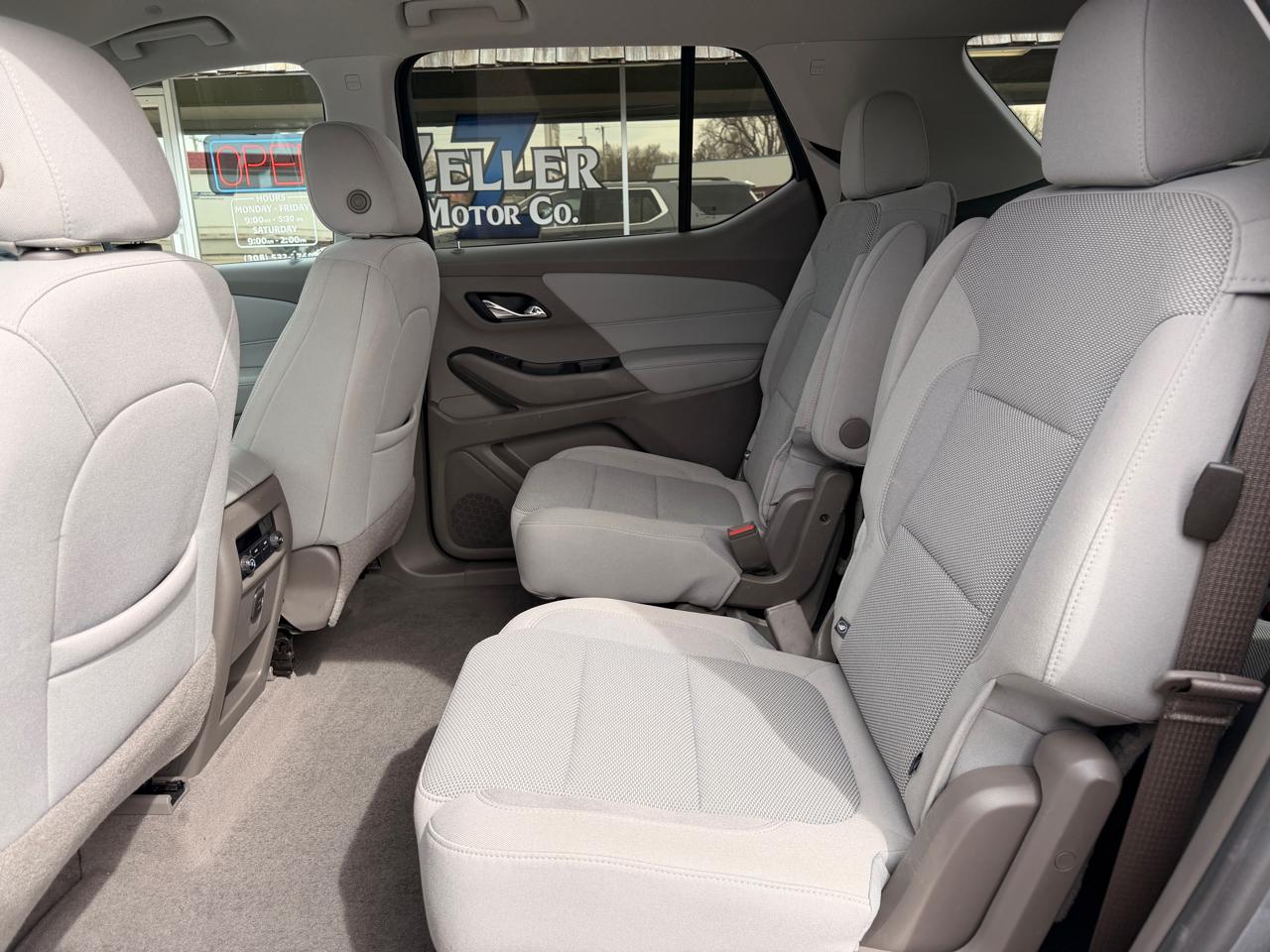 Chevrolet Traverse FWD 4dr LT Cloth w/1LT 2021