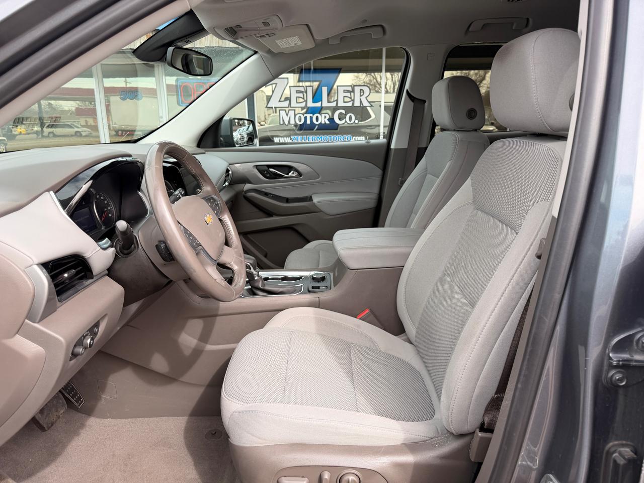 Chevrolet Traverse FWD 4dr LT Cloth w/1LT 2021