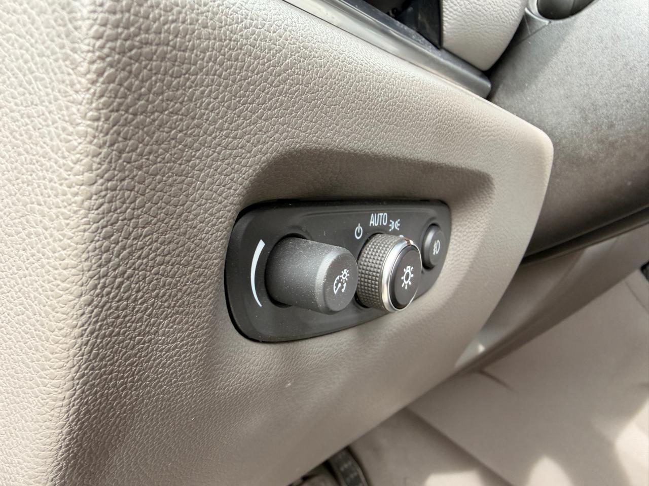 Chevrolet Traverse FWD 4dr LT Cloth w/1LT 2021