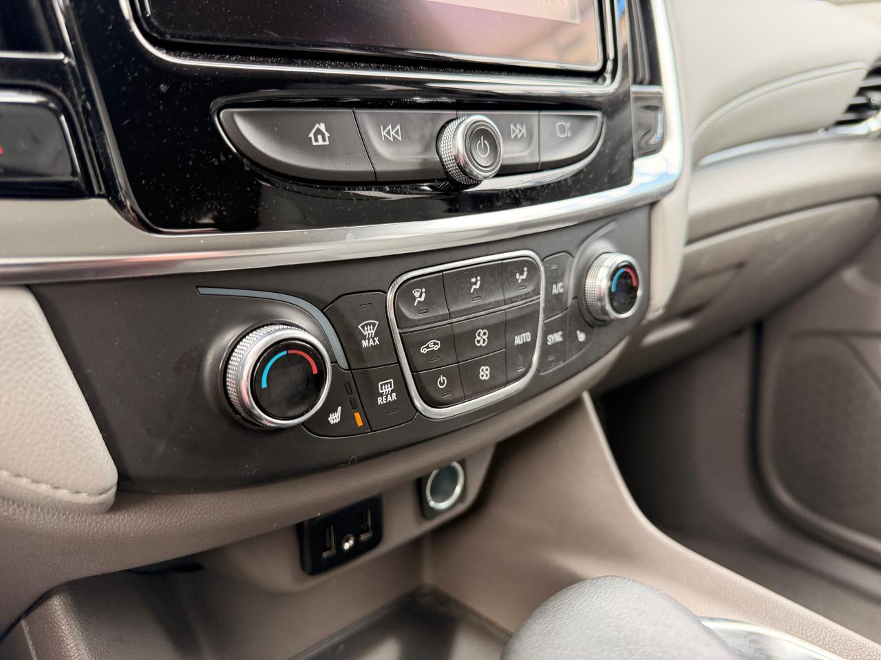 Chevrolet Traverse FWD 4dr LT Cloth w/1LT 2021