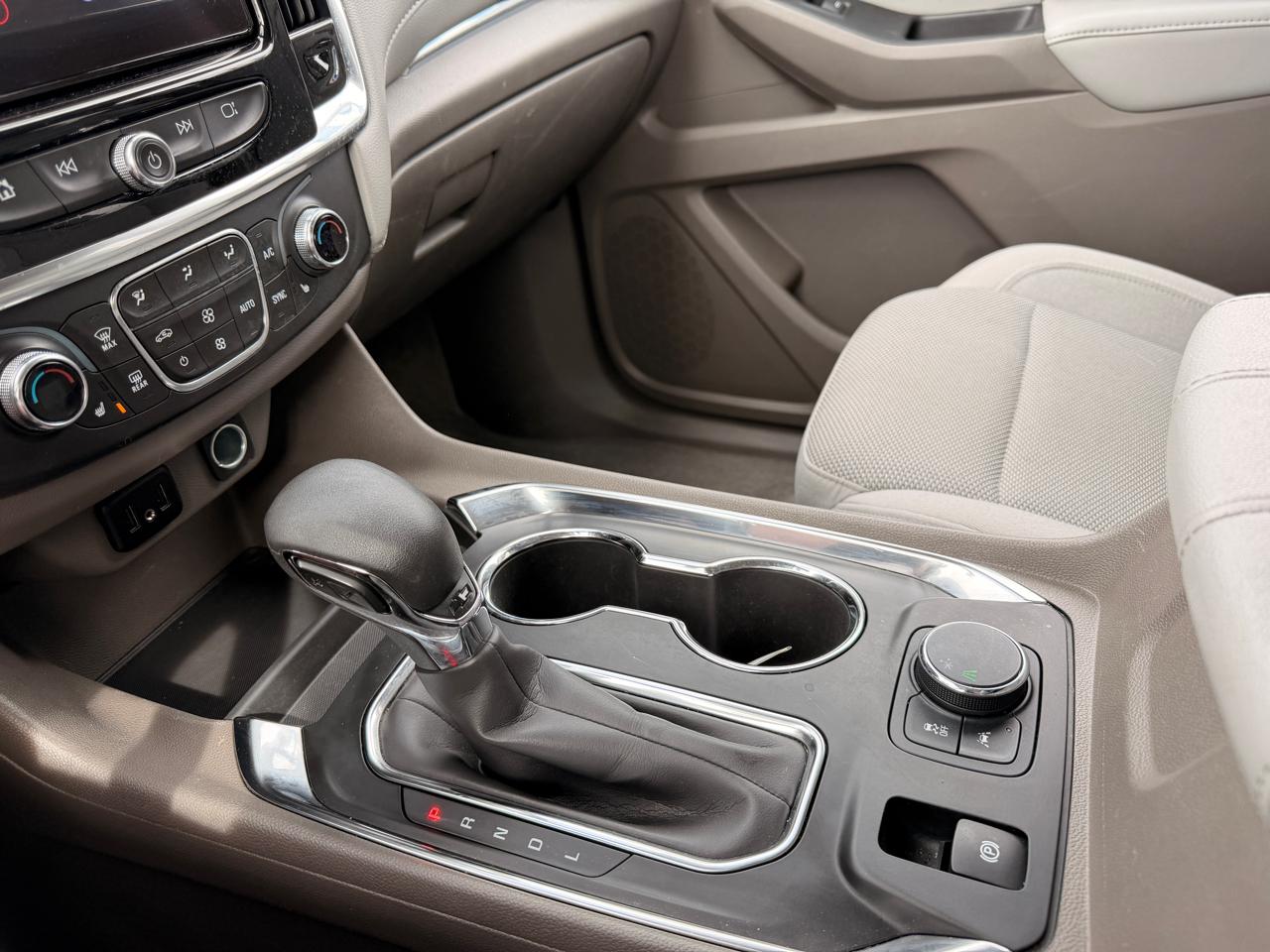 Chevrolet Traverse FWD 4dr LT Cloth w/1LT 2021