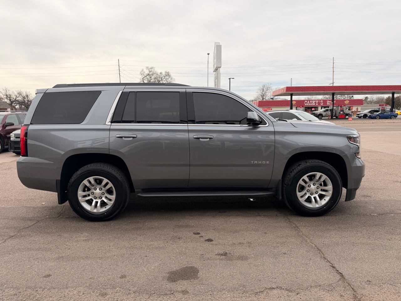 Chevrolet Tahoe 4WD 4dr LS 2019