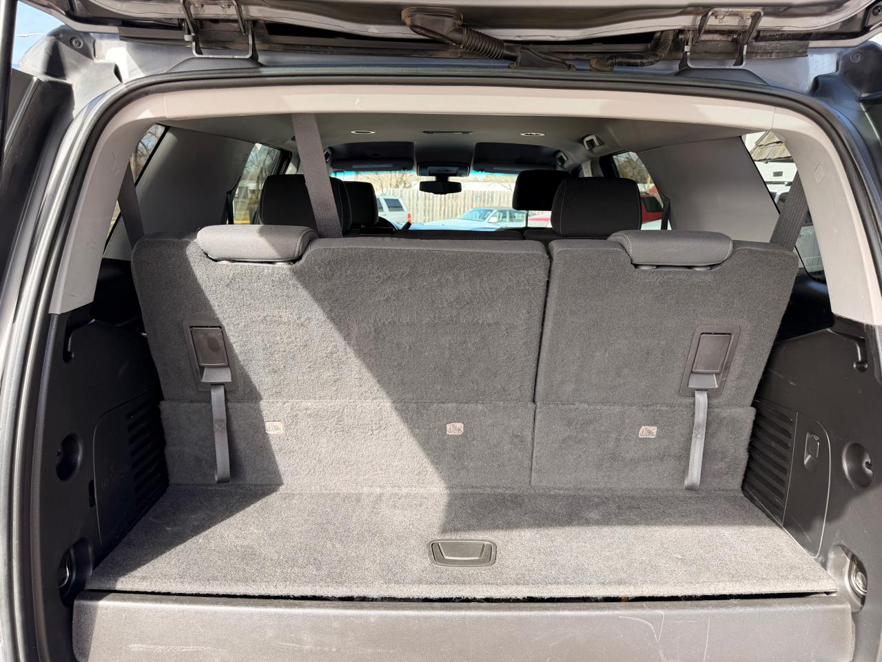 Chevrolet Tahoe 4WD 4dr LS 2019