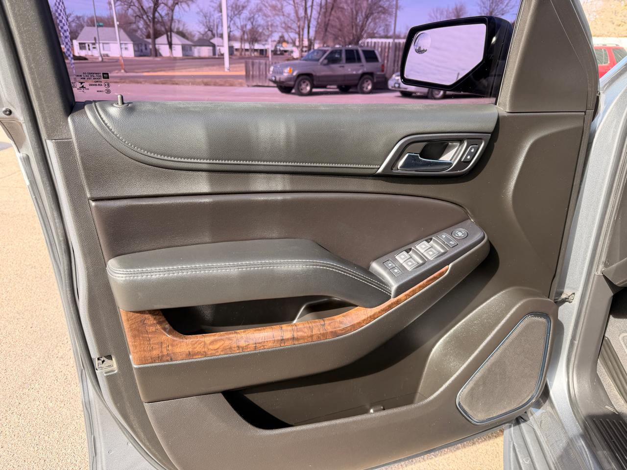 Chevrolet Tahoe 4WD 4dr LS 2019