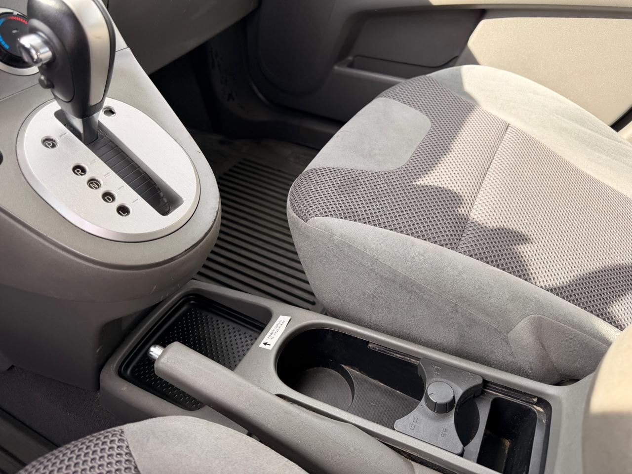 Nissan Sentra 4dr Sdn I4 CVT 2.0 S 2007