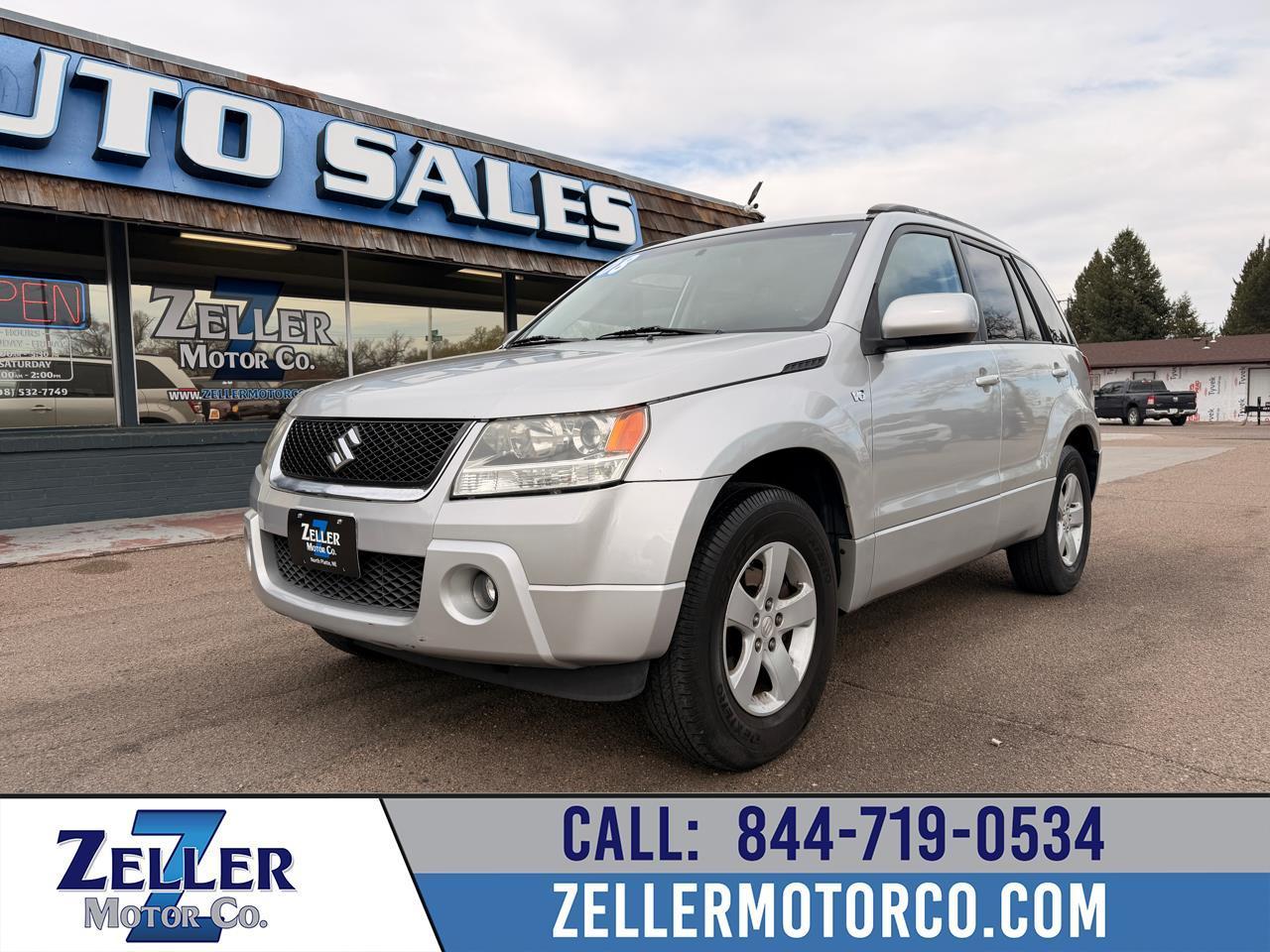 Silver 2008 Suzuki Grand Vitara SUV / Crossover Four-Wheel Drive Automatic