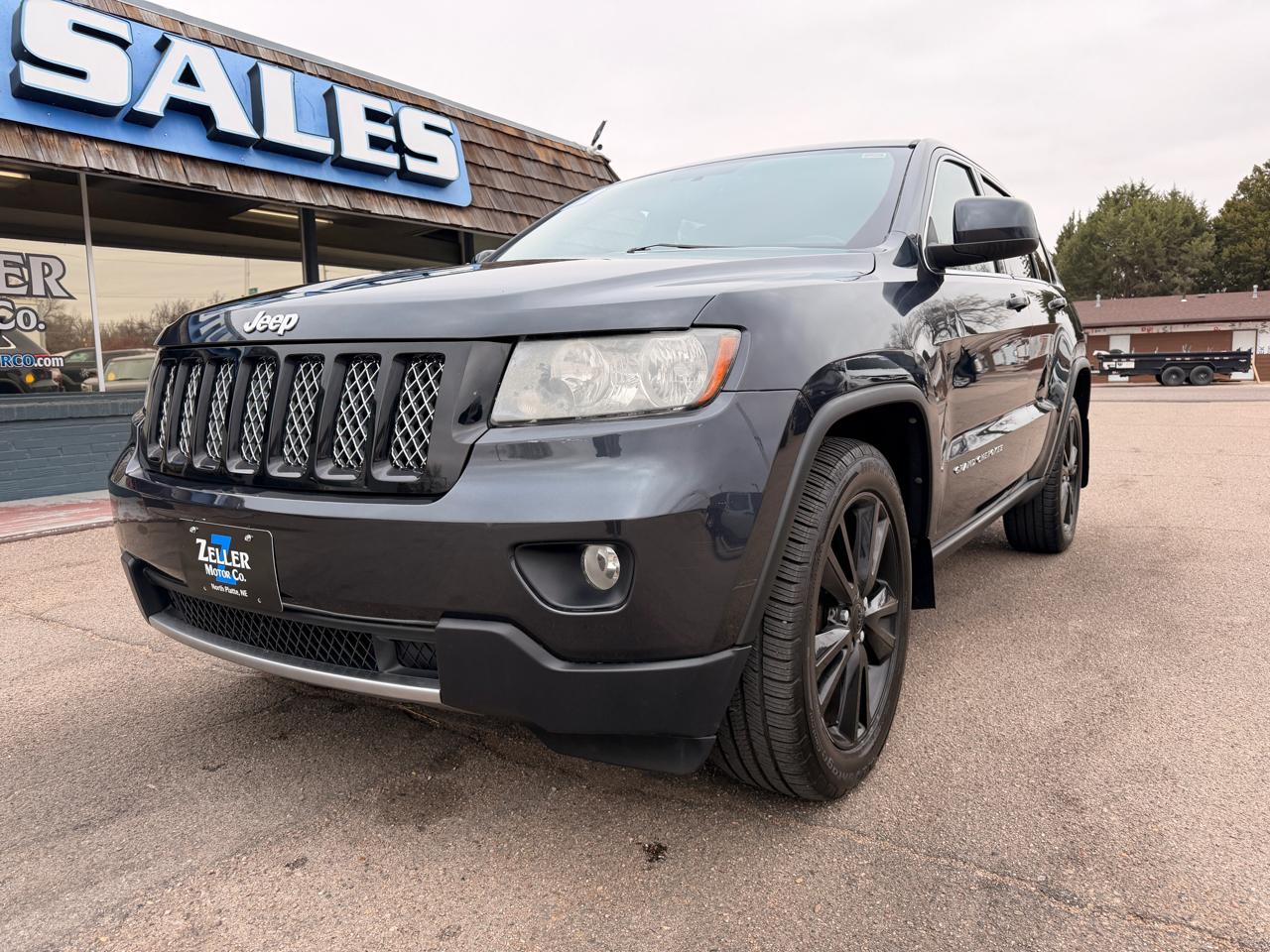 2012 Jeep Grand Cherokee 4WD 4dr Laredo Altitude