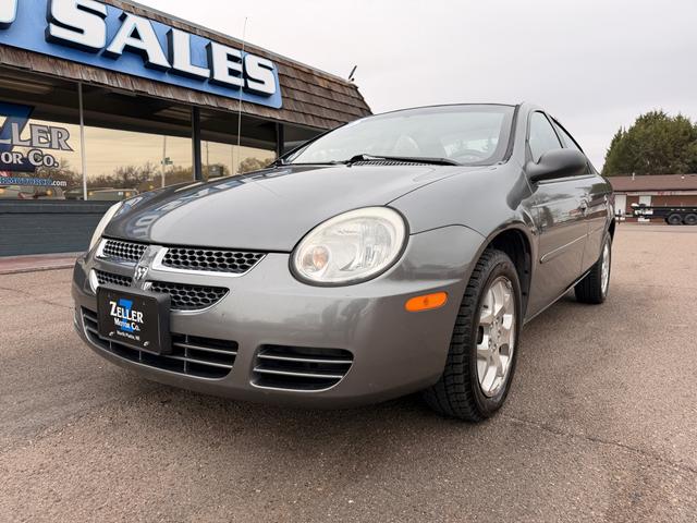 Gray 2005 Dodge Neon SXT Sedan FWD Sedan Front-Wheel Drive Automatic