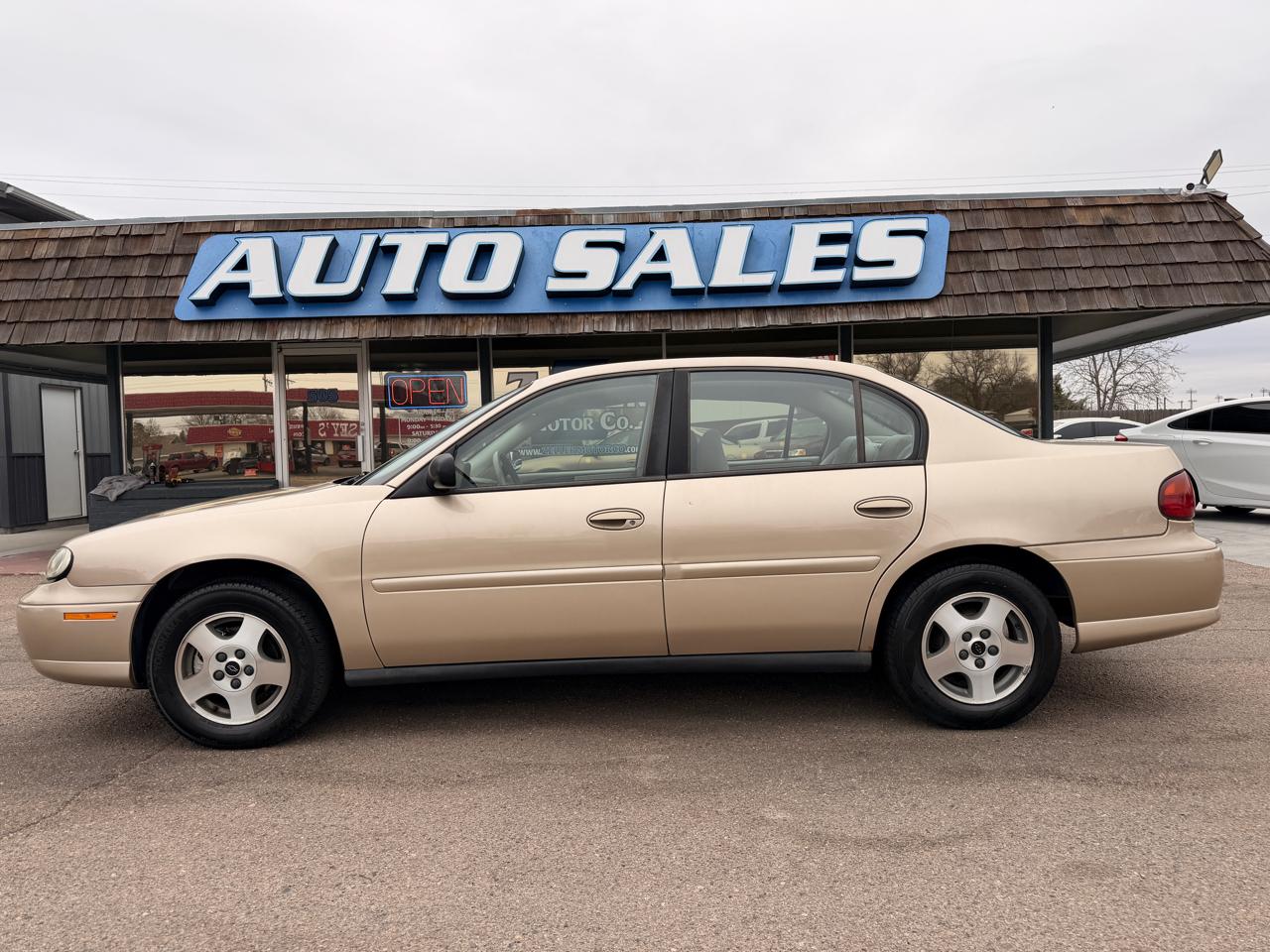 Chevrolet Classic 4dr Sdn 2004
