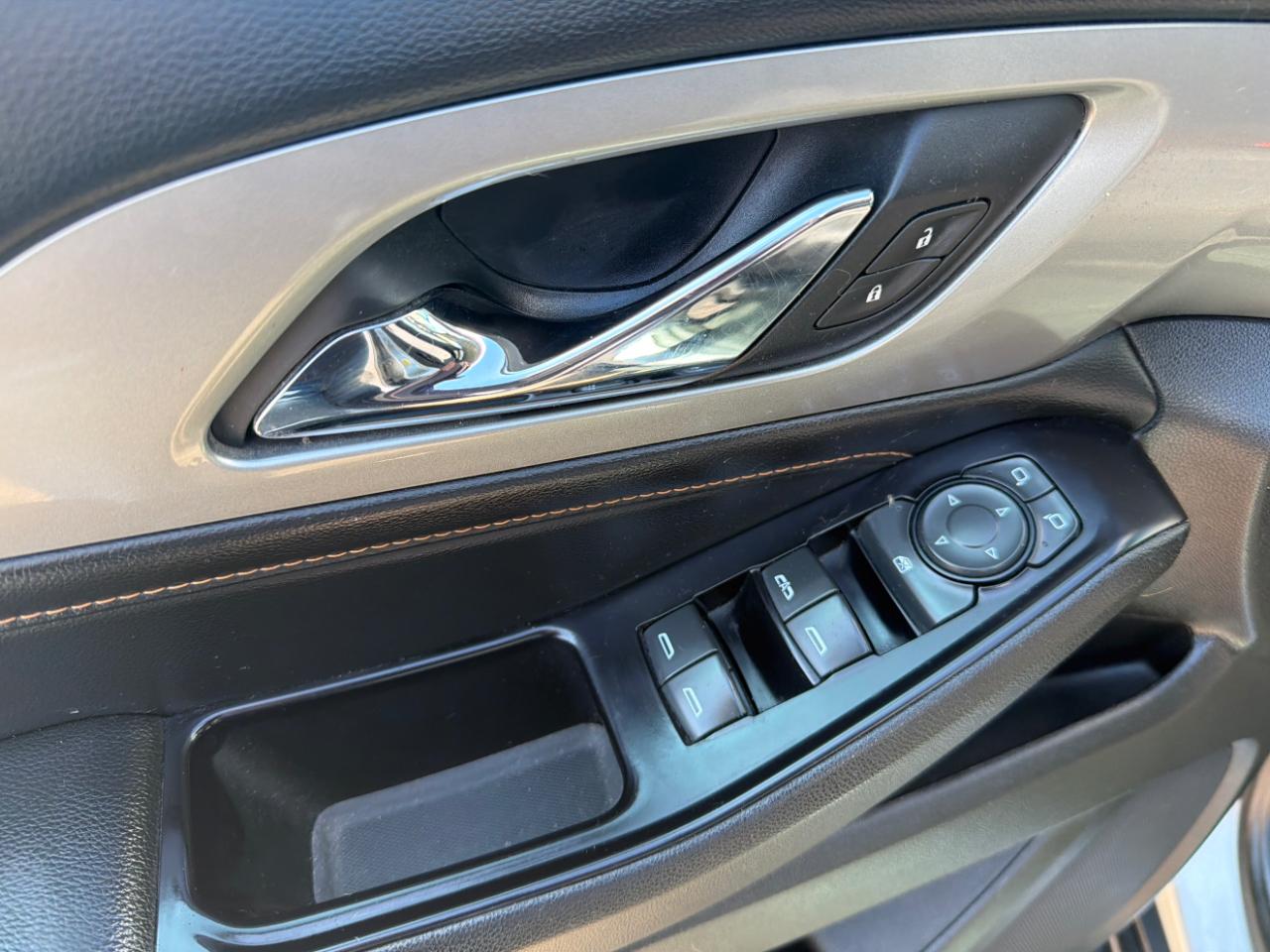 Chevrolet Traverse FWD 4dr LT Cloth w/1LT 2018