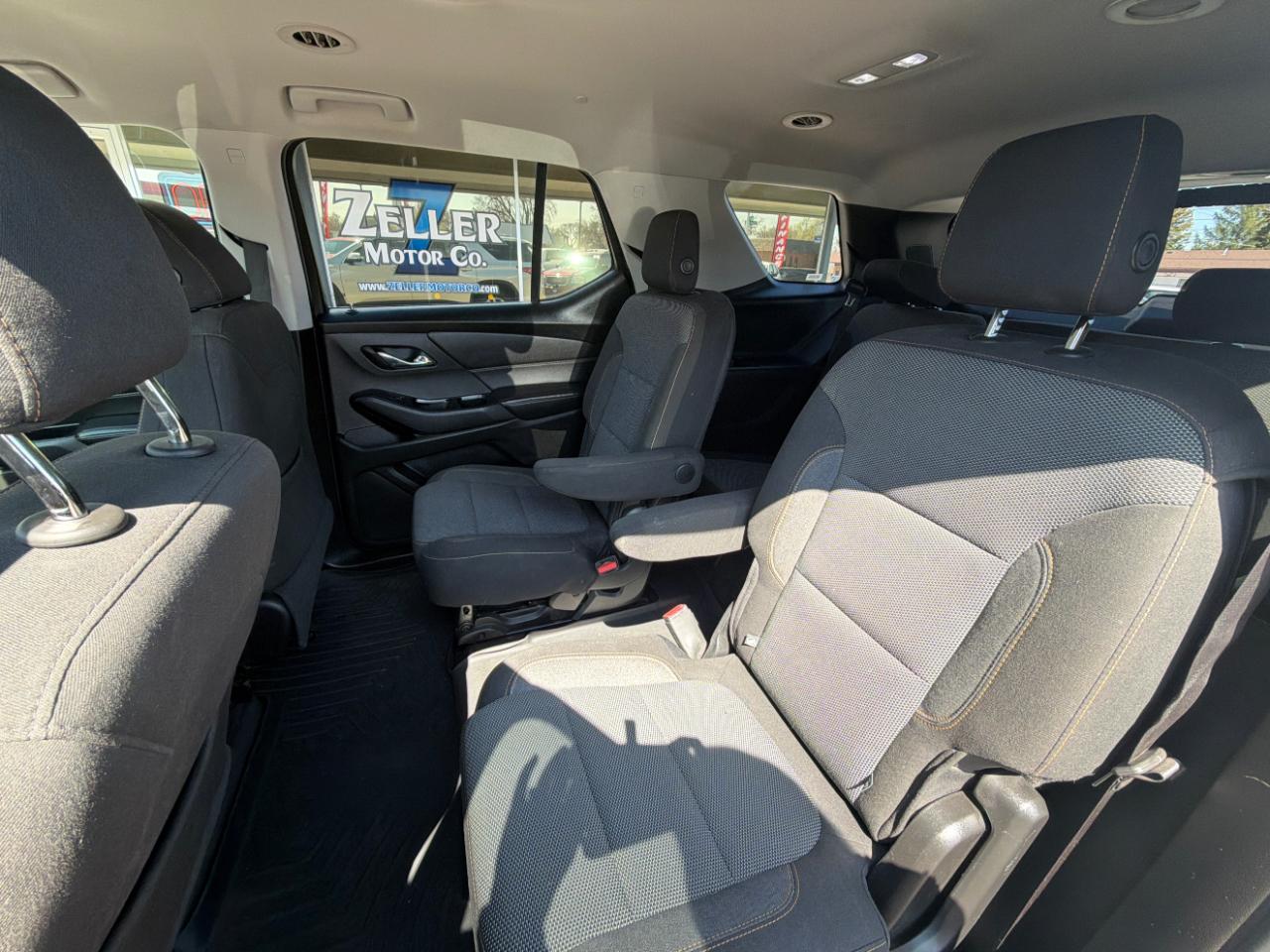 Chevrolet Traverse FWD 4dr LT Cloth w/1LT 2018