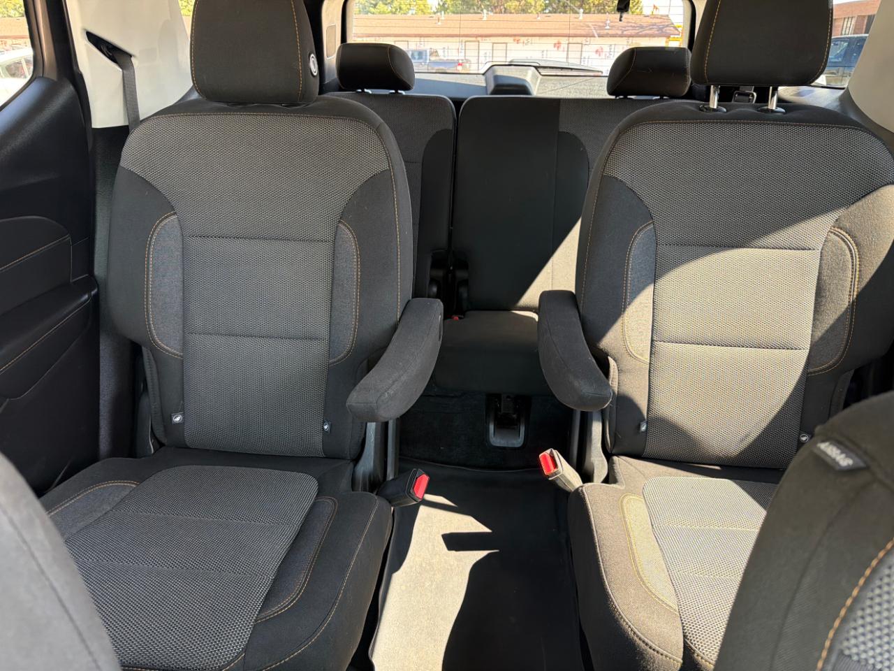 Chevrolet Traverse FWD 4dr LT Cloth w/1LT 2018