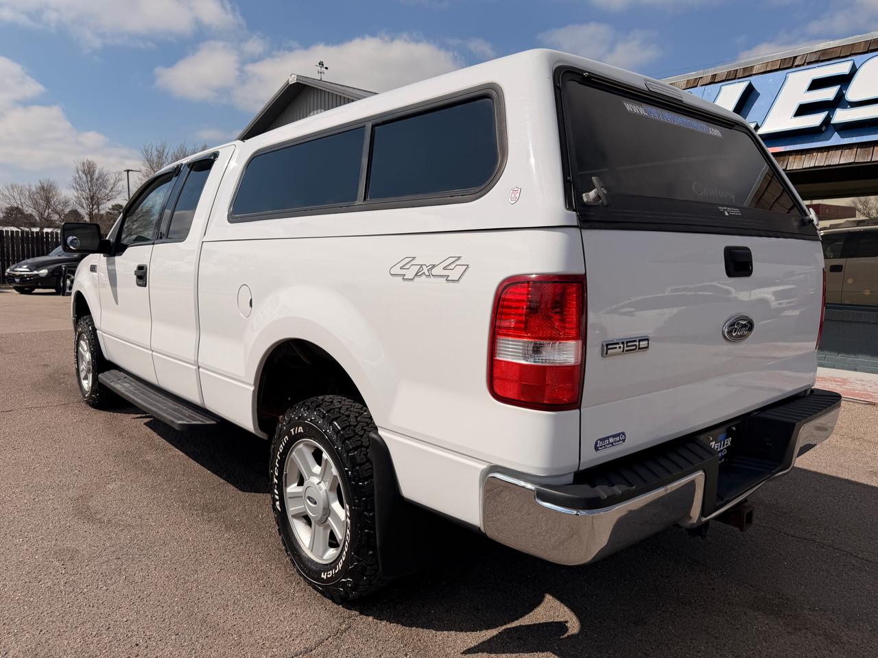 Ford F-150 Supercab 145" Lariat 4WD 2004