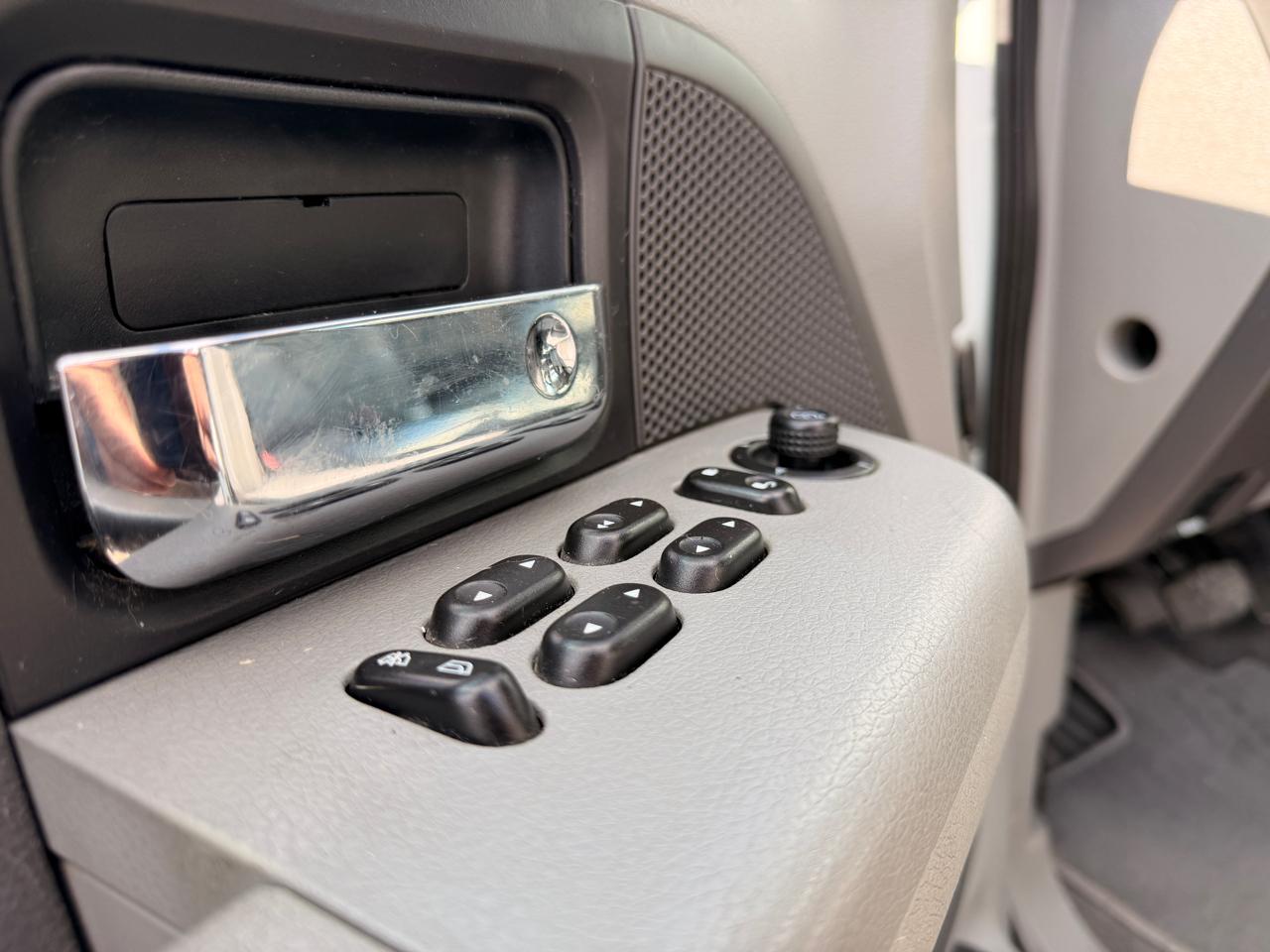 Ford F-150 Supercab 145" Lariat 4WD 2004