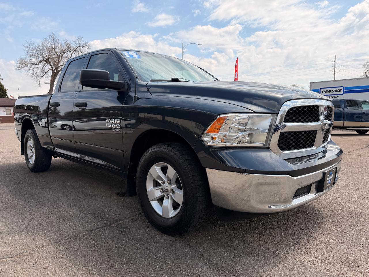 RAM 1500 Classic Tradesman 4x2 Quad Cab 6'4" Box 2019