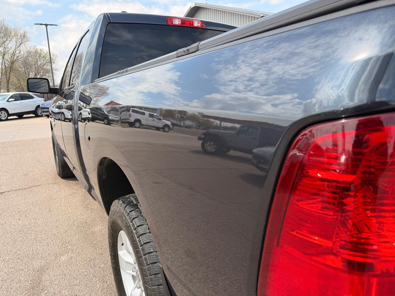 RAM 1500 Classic Tradesman 4x2 Quad Cab 6'4" Box 2019