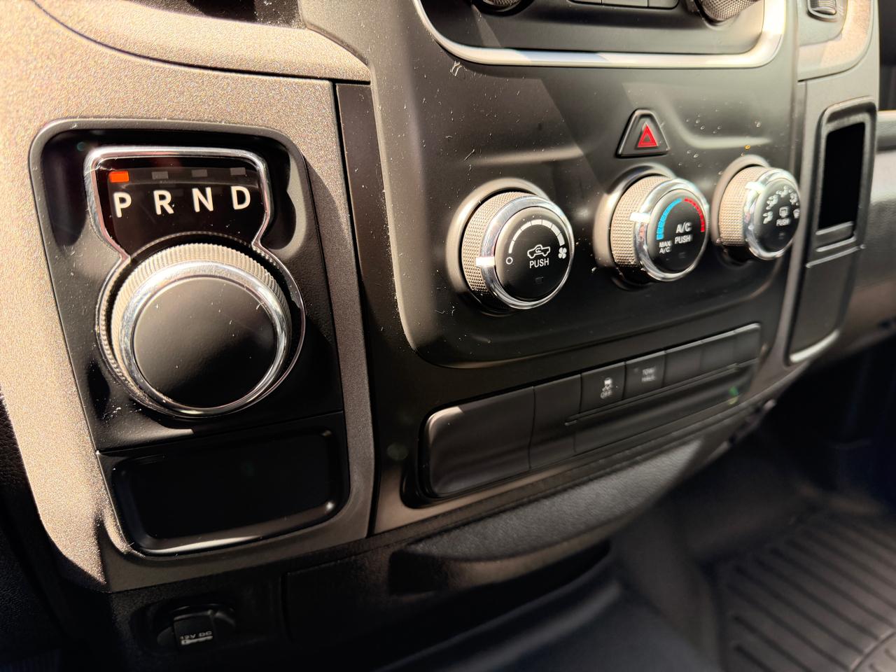 RAM 1500 Classic Tradesman 4x2 Quad Cab 6'4" Box 2019