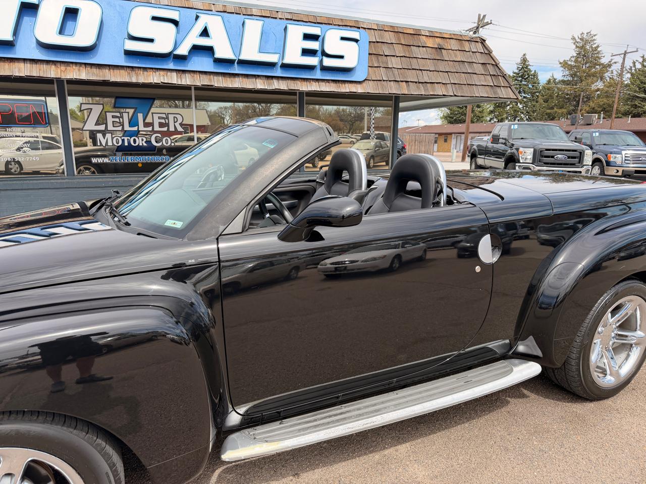 Chevrolet SSR Reg Cab 116.0" WB LS 2005